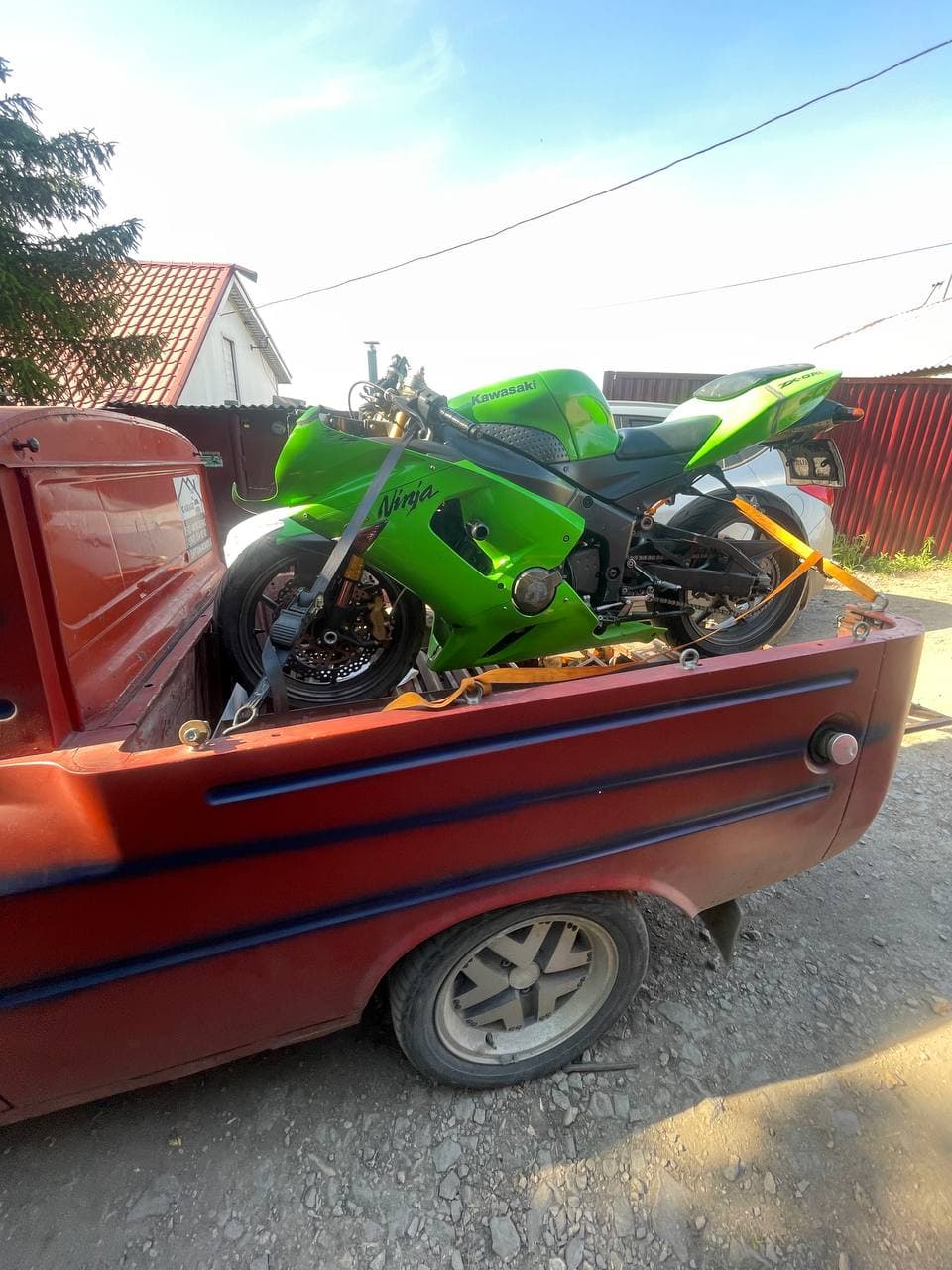 ПОМОЩЬ БАЙКЕРАМ: Эвакуатор ИЖ 27151 на Банном!