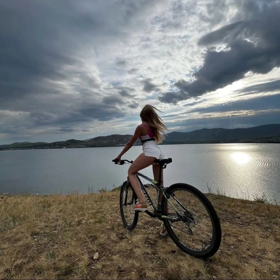 ГОРНЫЙ ДРАЙВ! Прокат свежих RUSH и STERN – исследуй Банное на полной скорости!