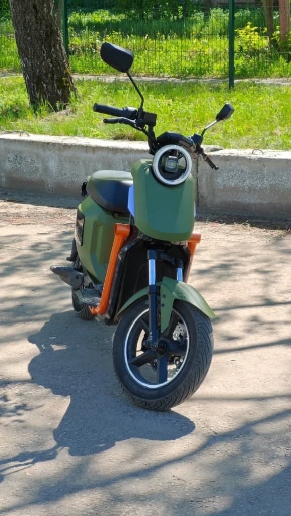 ЭЛЕКТРОСКУТЕР на БАННОМ: Тихий, Экономный, ЭкоДрайв!