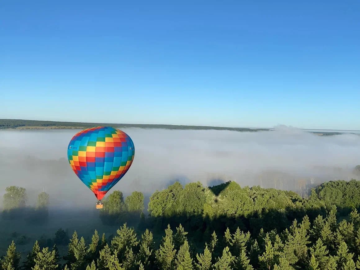 Встреть рассвет в корзине воздушного шара!